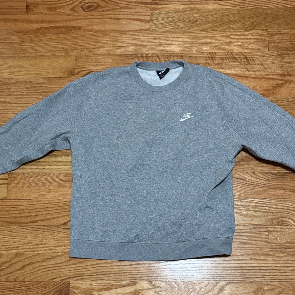 Nike Men's Heather Gray Crewneck Sweater